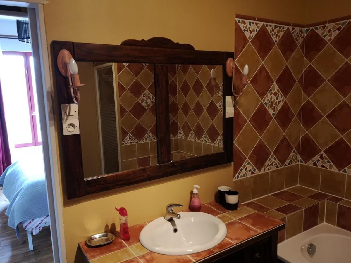 L'Ours des Corbières - Chambres d'hôtes Servies-en-Val Esterno foto